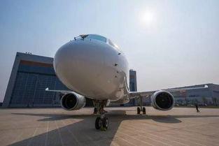 国产航模视频,翱翔蓝天，展现科技魅力